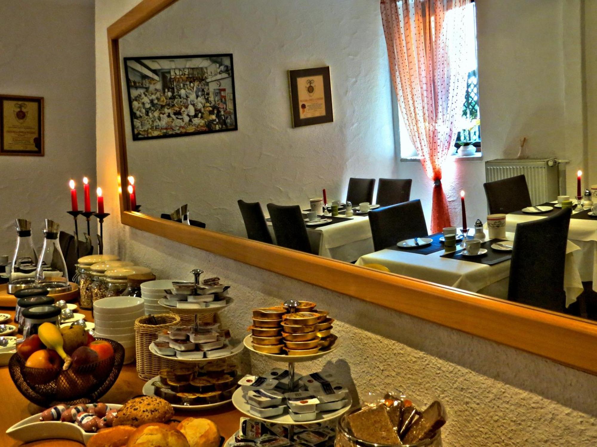 Hotel Saarblick Mettlach Extérieur photo