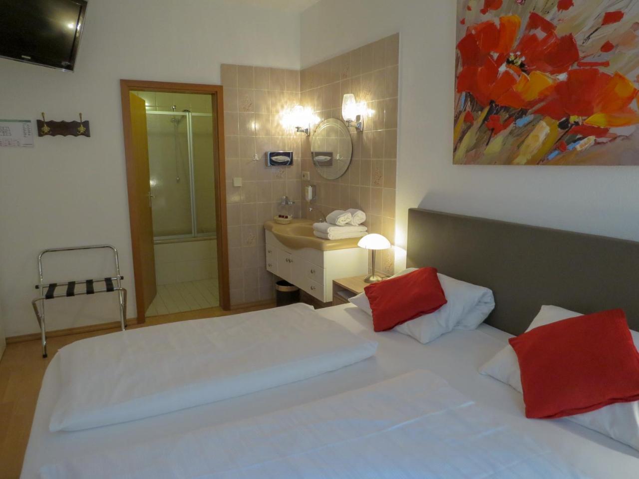 Hotel Saarblick Mettlach Extérieur photo